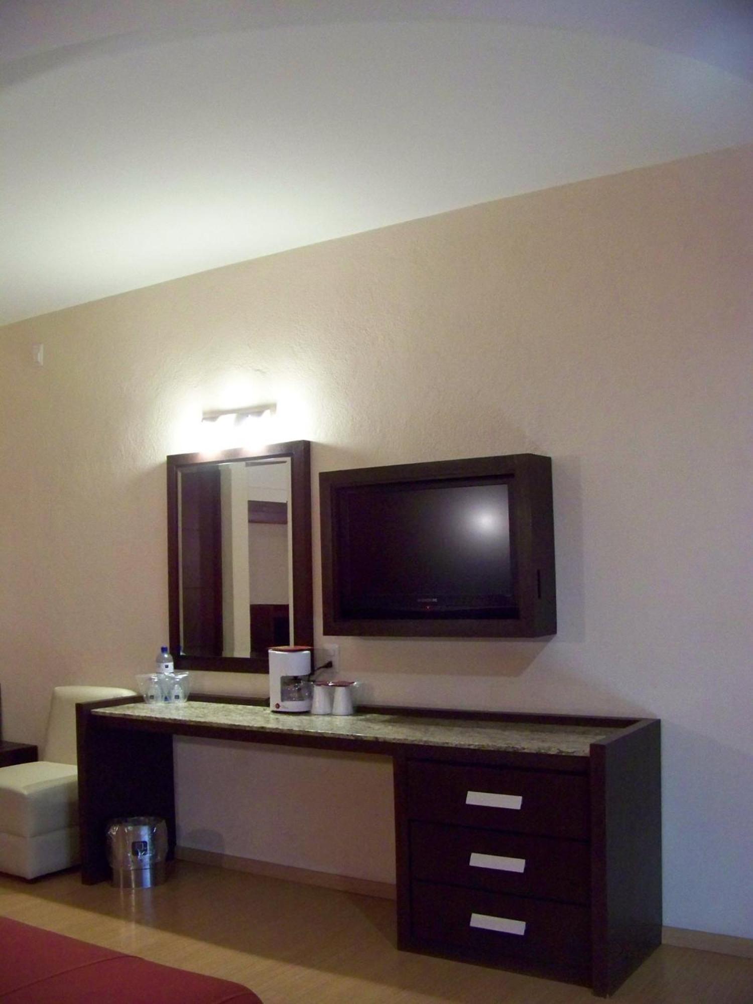 Hotel Oasis Heroica Caborca المظهر الخارجي الصورة